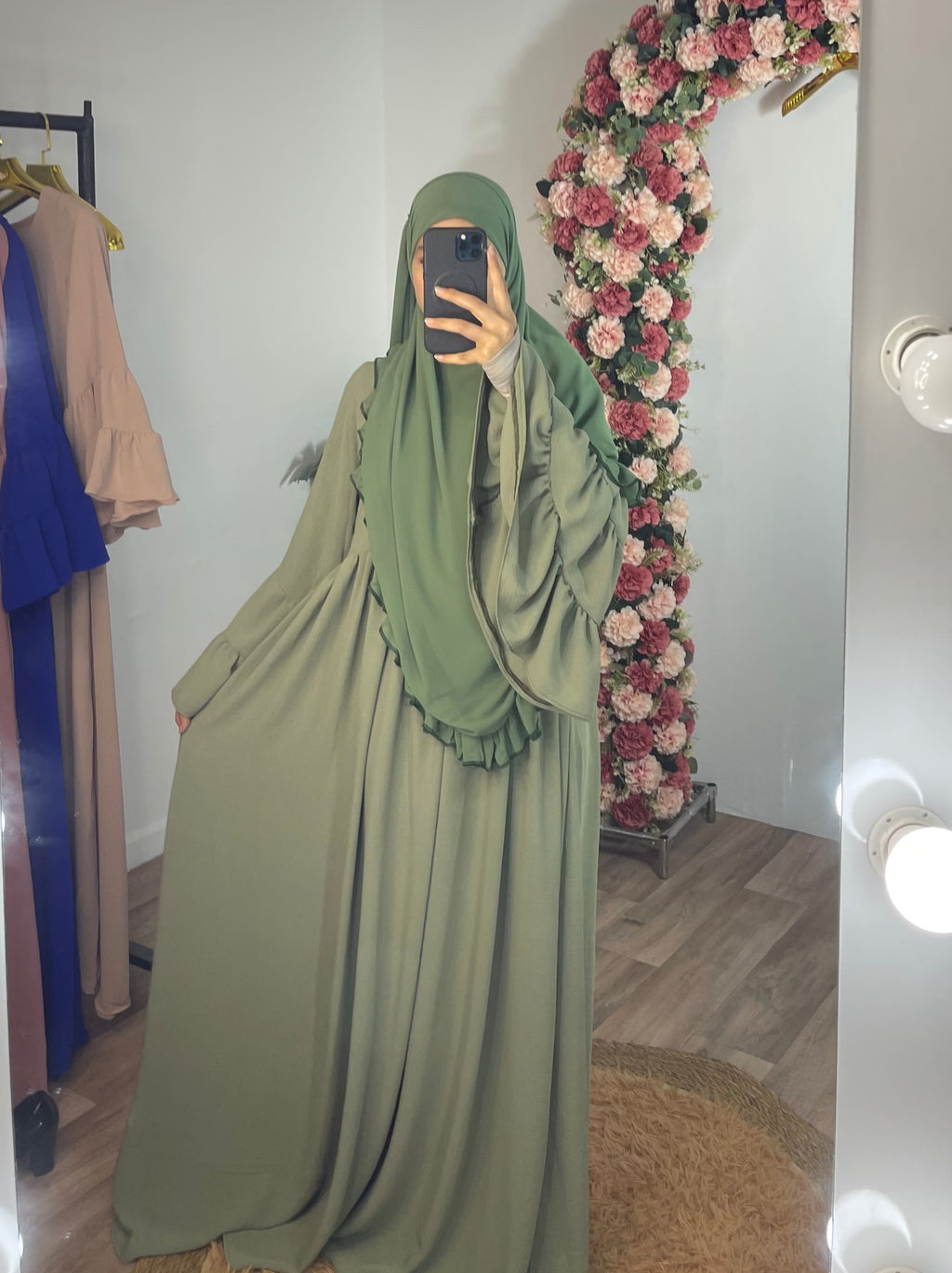 طقم ريماس بالخمار