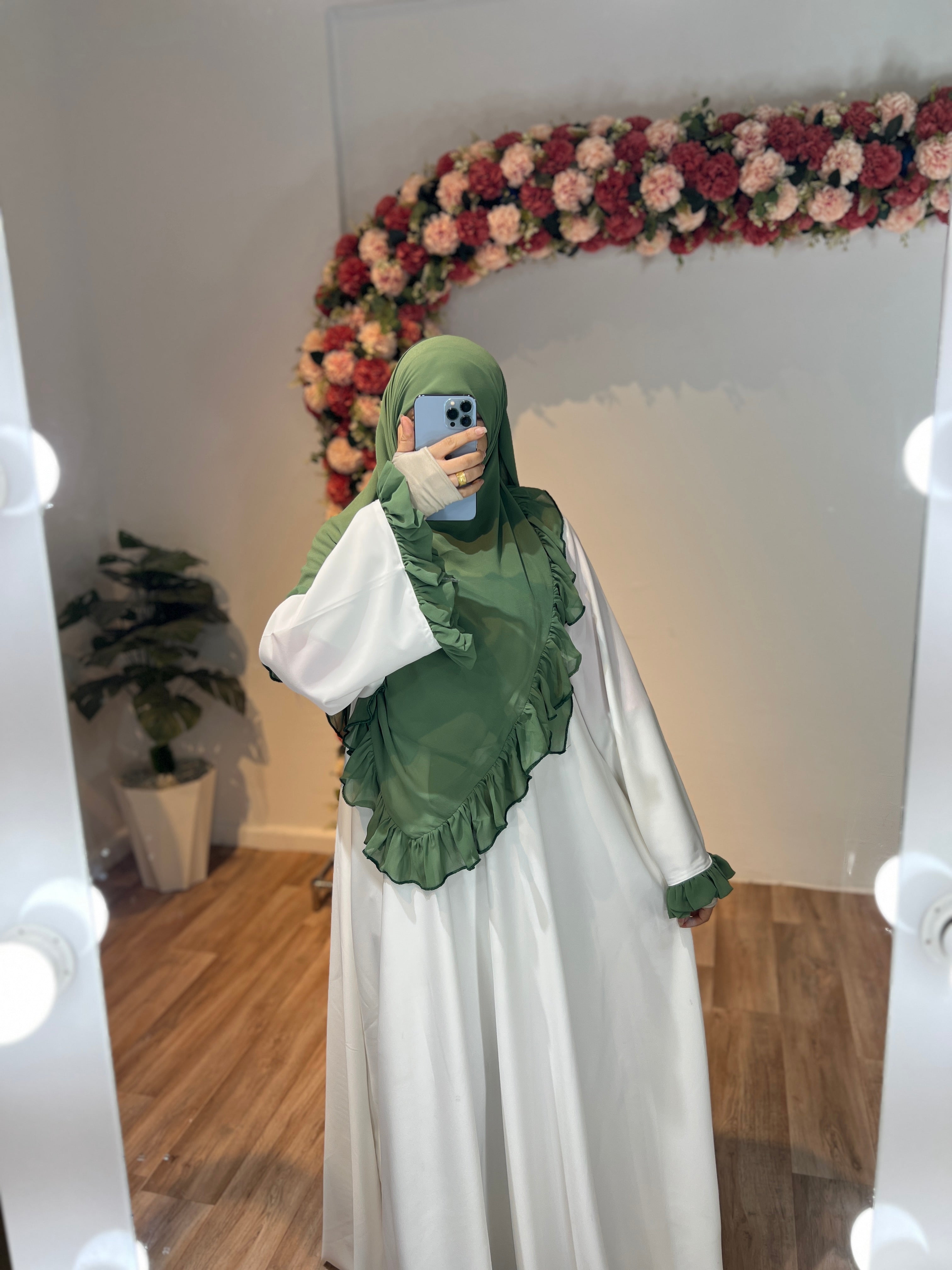 طقم مريم
