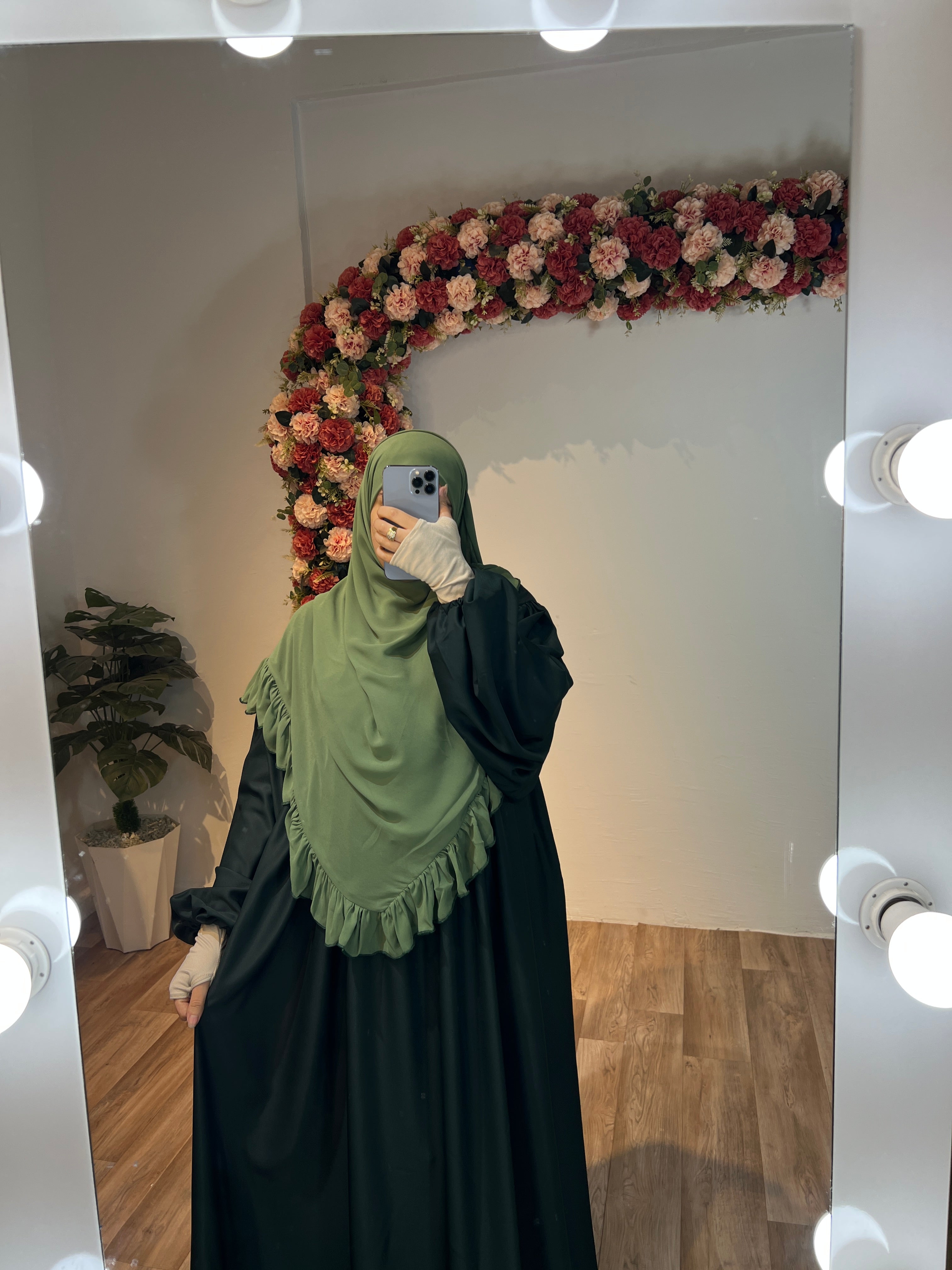 حجاب بيلا