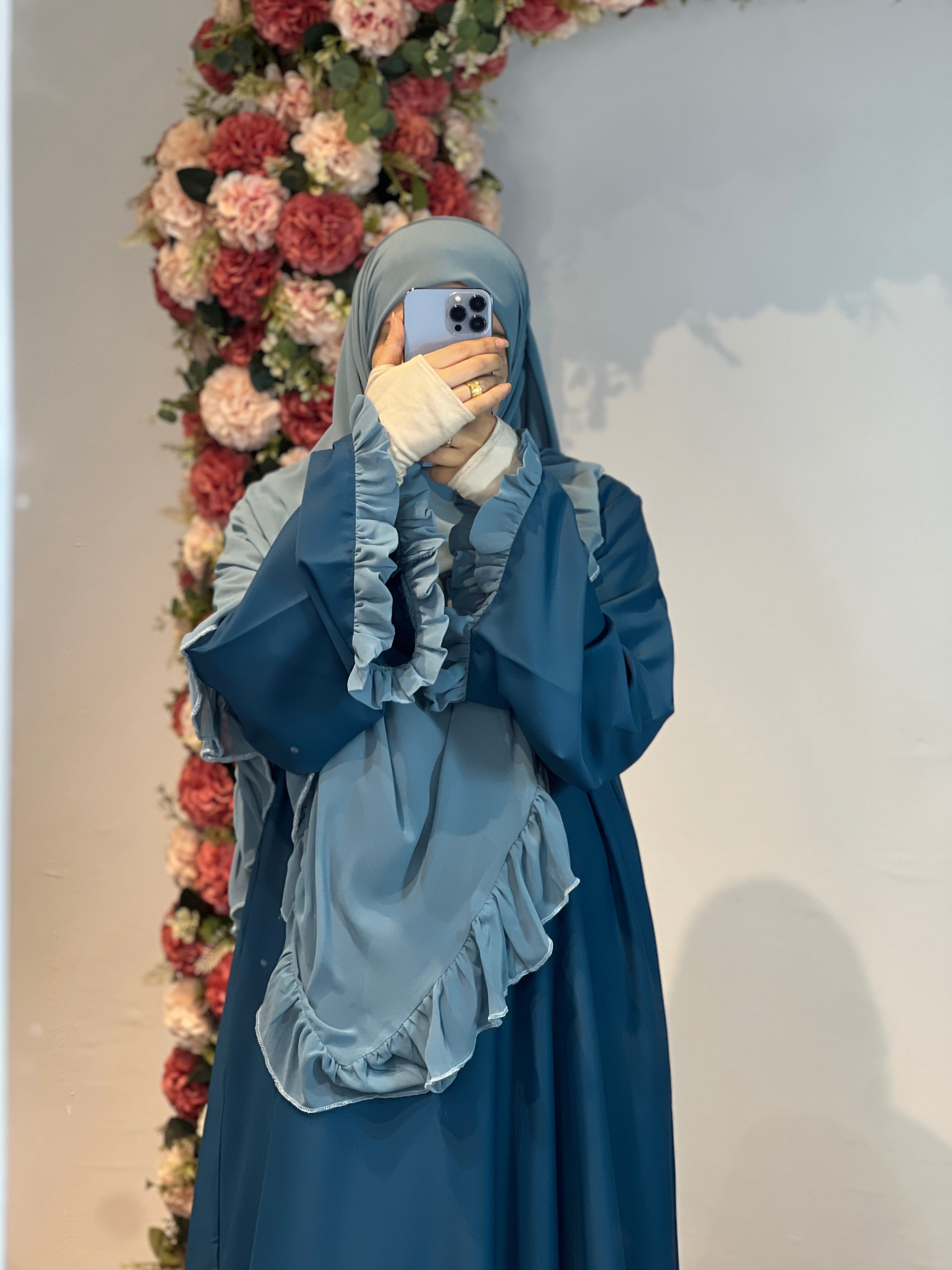 طقم مريم