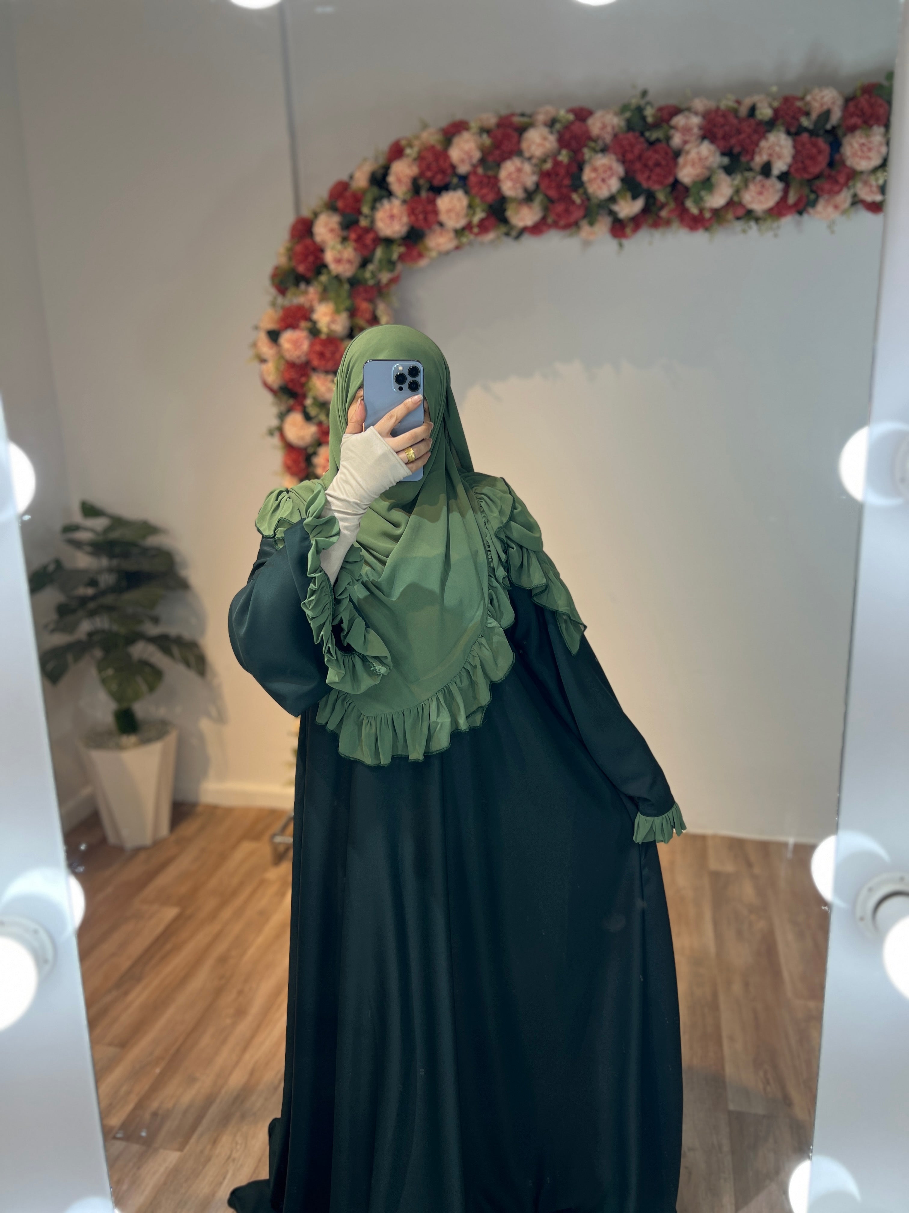 طقم مريم